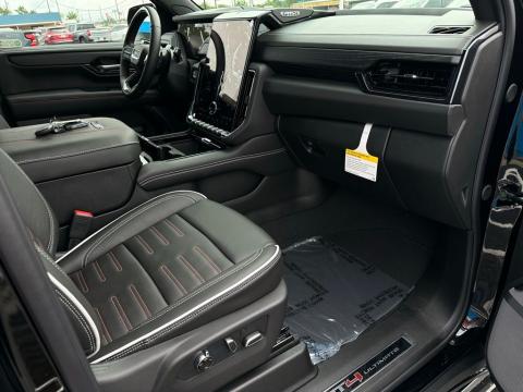 New Onyx Black 2026 GMC Yukon AT4 Ultimate 4WD - photo 16 - Stock #260987