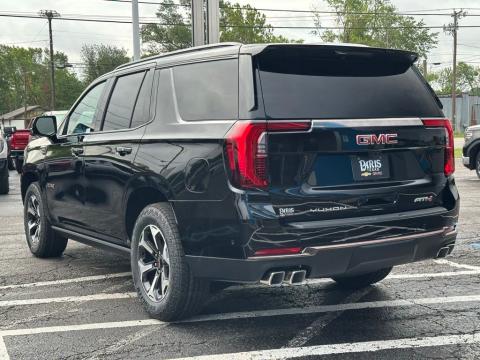 New Onyx Black 2026 GMC Yukon AT4 Ultimate 4WD - photo 7 - Stock #260987