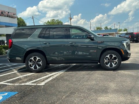New Midnight Pine 2026 GMC Yukon AT4 Ultimate 4WD - photo 4 - Stock #261182