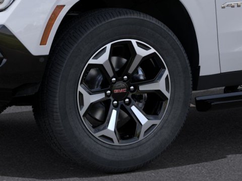 New Summit White 2026 GMC Yukon XL AT4 Ultimate 4WD - photo 9 - Stock #261229