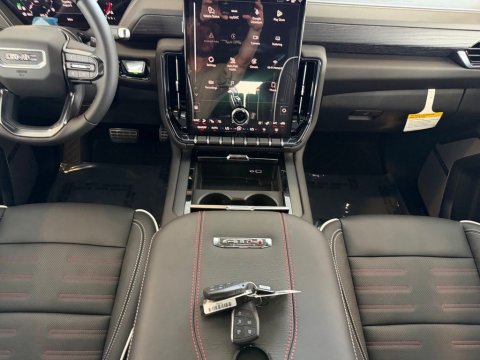 New Summit White 2026 GMC Yukon XL AT4 Ultimate 4WD - photo 21 - Stock #261229