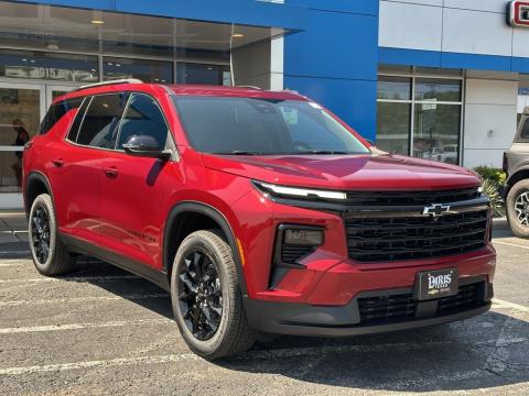  New 2026 Chevrolet Traverse LT Stock#260185 Radiant Red 