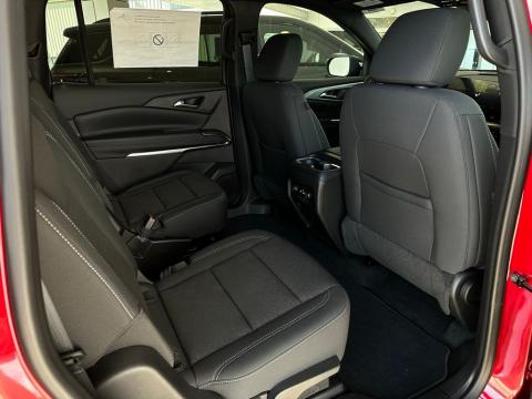 New Radiant Red Tintcoat 2026 Chevrolet Traverse LT FWD - photo 18 - Stock #260833