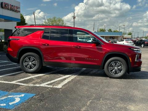 New Radiant Red Tintcoat 2026 Chevrolet Traverse LT FWD - photo 4 - Stock #260833