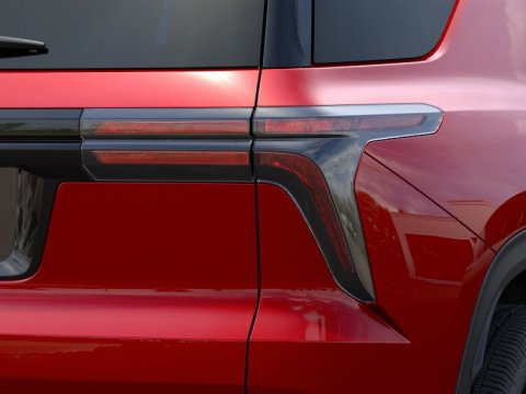 New Radiant Red Tintcoat 2027 Chevrolet Traverse LT FWD - photo 11 - Stock #270066