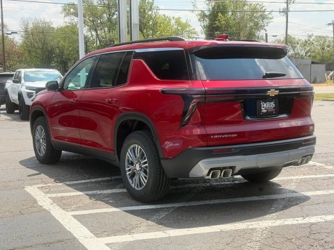 New Radiant Red Tintcoat 2026 Chevrolet Traverse LT FWD - photo 7 - Stock #261230