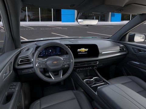 New Sterling Gray Metallic 2027 Chevrolet Traverse LT FWD - photo 15 - Stock #270027