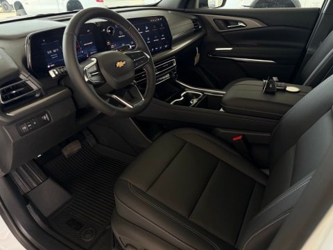 New Summit White 2027 Chevrolet Traverse LT FWD - photo 10 - Stock #270026