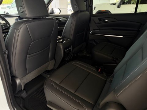 New Summit White 2027 Chevrolet Traverse LT FWD - photo 15 - Stock #270026
