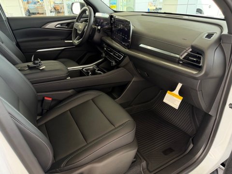 New Summit White 2027 Chevrolet Traverse LT FWD - photo 16 - Stock #270026