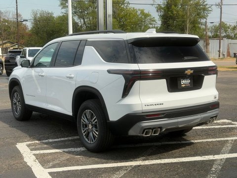New Summit White 2027 Chevrolet Traverse LT FWD - photo 7 - Stock #270026