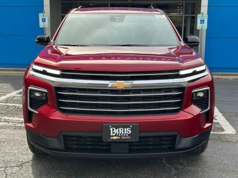 New Radiant Red Tintcoat 2026 Chevrolet Traverse LT FWD - photo 2 - Stock #260792