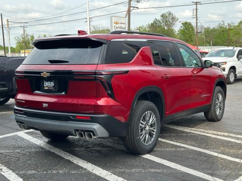 New Radiant Red Tintcoat 2026 Chevrolet Traverse LT FWD - photo 6 - Stock #260792