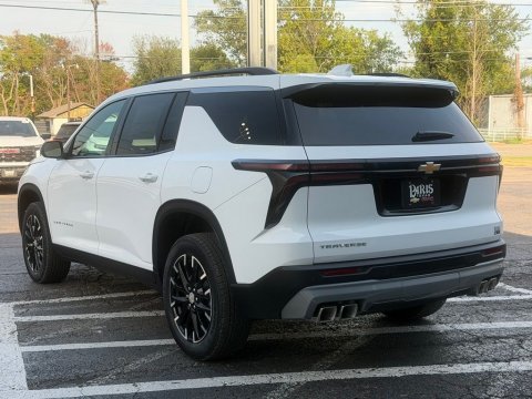 New Summit White 2026 Chevrolet Traverse LT FWD - photo 7 - Stock #261192