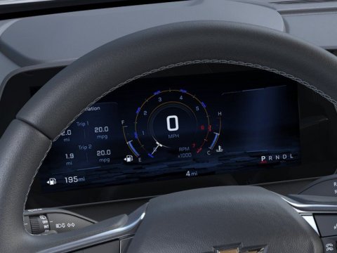 New Sterling Gray Metallic 2026 Chevrolet Traverse LT FWD - photo 18 - Stock #261236