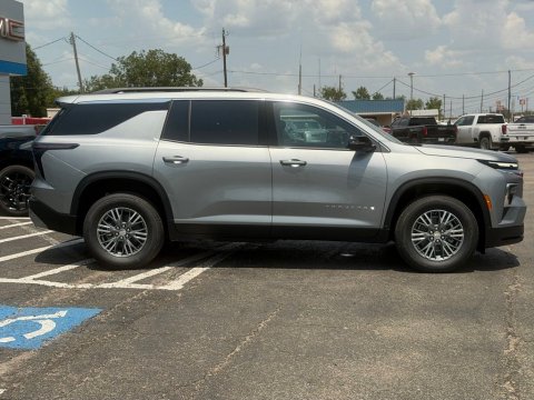New Sterling Gray Metallic 2026 Chevrolet Traverse LT FWD - photo 9 - Stock #261236