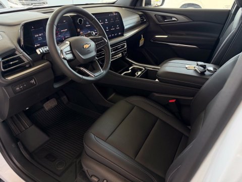 New Summit White 2027 Chevrolet Traverse LT FWD - photo 10 - Stock #270019