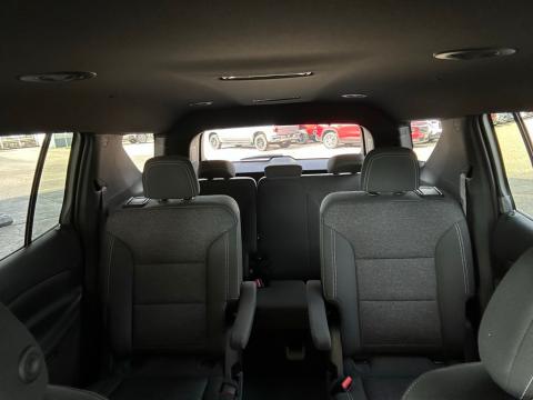 New Sterling Gray Metallic 2026 Chevrolet Traverse LT FWD - photo 26 - Stock #260835