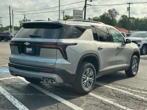 New Sterling Gray Metallic 2026 Chevrolet Traverse LT FWD - photo 6 - Stock #260835