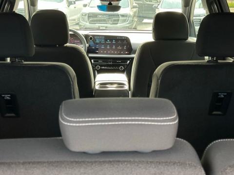 New Sterling Gray Metallic 2026 Chevrolet Traverse LT FWD - photo 9 - Stock #260835