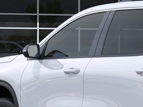New Summit White 2027 Chevrolet Traverse LT FWD - photo 12 - Stock #270054