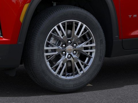 New Radiant Red Tintcoat 2027 Chevrolet Traverse LT FWD - photo 9 - Stock #270029
