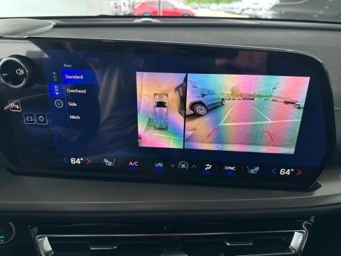 New Sterling Gray Metallic 2026 Chevrolet Traverse LT FWD - photo 27 - Stock #260787