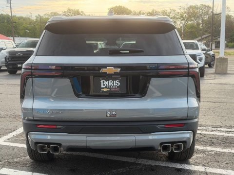 New Sterling Gray Metallic 2027 Chevrolet Traverse LT FWD - photo 5 - Stock #270020