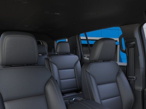 New Mosaic Black Metallic 2027 Chevrolet Traverse LT FWD - photo 24 - Stock #270023