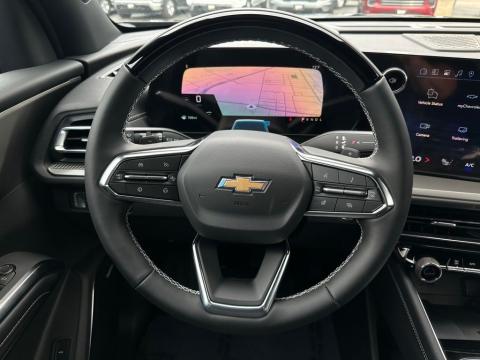 New Mosaic Black Metallic 2026 Chevrolet Traverse LT FWD - photo 20 - Stock #260810