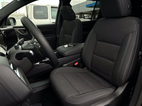 New Mosaic Black Metallic 2026 Chevrolet Traverse LT FWD - photo 14 - Stock #260810