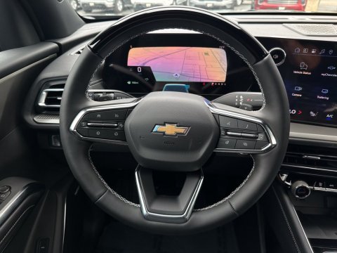 New Mosaic Black Metallic 2026 Chevrolet Traverse LT FWD - photo 20 - Stock #260810