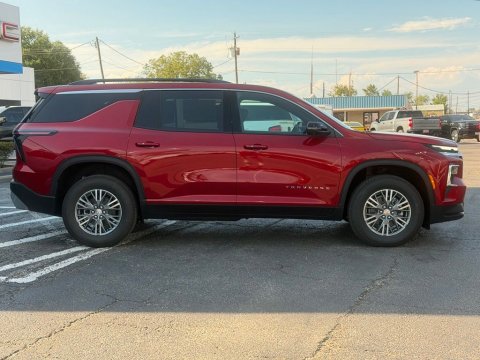 New Radiant Red Tintcoat 2027 Chevrolet Traverse LT FWD - photo 9 - Stock #270024