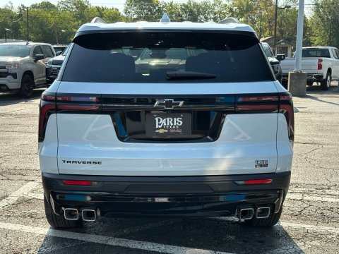 New Polar White Tricoat 2026 Chevrolet Traverse LT FWD - photo 5 - Stock #261128