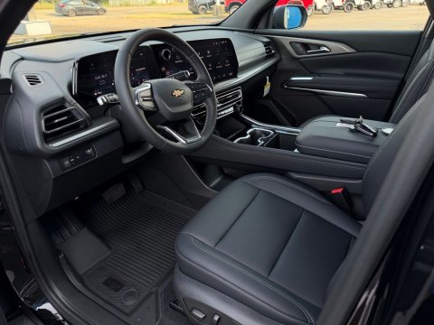 New Mosaic Black Metallic 2027 Chevrolet Traverse LT FWD - photo 10 - Stock #270022