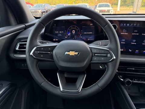 New Mosaic Black Metallic 2027 Chevrolet Traverse LT FWD - photo 19 - Stock #270022