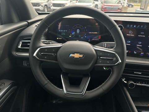 New Polar White Tricoat 2026 Chevrolet Traverse LT FWD - photo 18 - Stock #260782