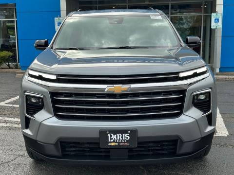 New Sterling Gray Metallic 2026 Chevrolet Traverse LT FWD - photo 2 - Stock #260807