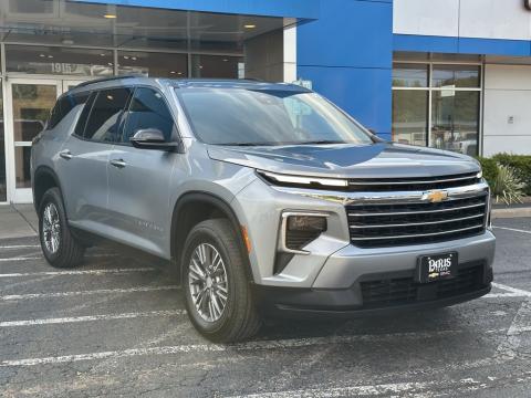  New 2026 Chevrolet Traverse LT Stock#260155 Sterling Gray 