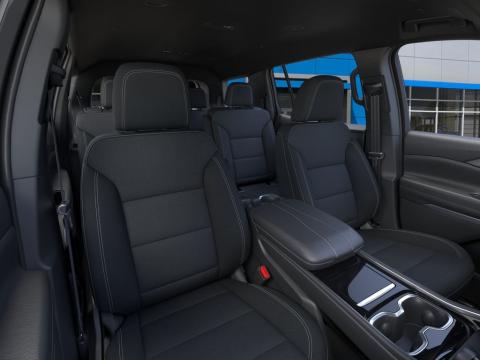 New Summit White 2026 Chevrolet Traverse LT FWD - photo 16 - Stock #260855