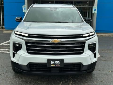 New Summit White 2026 Chevrolet Traverse LT FWD - photo 2 - Stock #260855