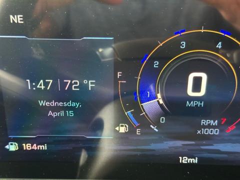 New Summit White 2026 Chevrolet Traverse LT FWD - photo 23 - Stock #260855