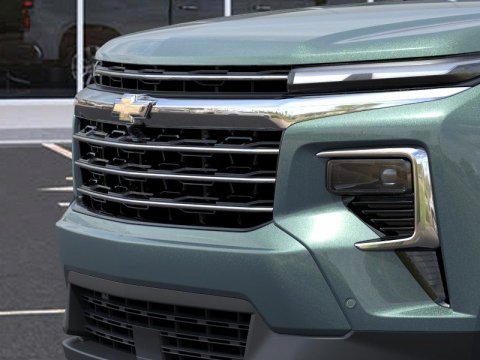 New Trillium Green Metallic 2027 Chevrolet Traverse LT FWD - photo 13 - Stock #270032