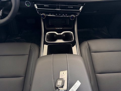 2027 Chevrolet Traverse LT - Photo 21