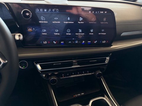 2027 Chevrolet Traverse LT - Photo 24