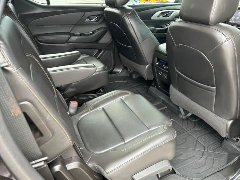 Pre-Owned Mosaic Black Metallic 2021 Chevrolet Traverse LT Leather FWD - photo 20 - Stock #X2463