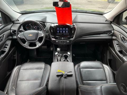 Pre-Owned Mosaic Black Metallic 2021 Chevrolet Traverse LT Leather FWD - photo 22 - Stock #X2463