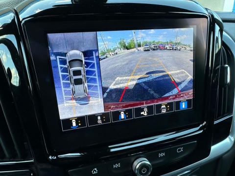 Pre-Owned Radiant Red Tintcoat 2023 Chevrolet Traverse RS FWD - photo 28 - Stock #260758A