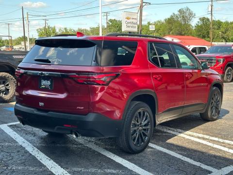 Pre-Owned Radiant Red Tintcoat 2023 Chevrolet Traverse RS FWD - photo 6 - Stock #260758A
