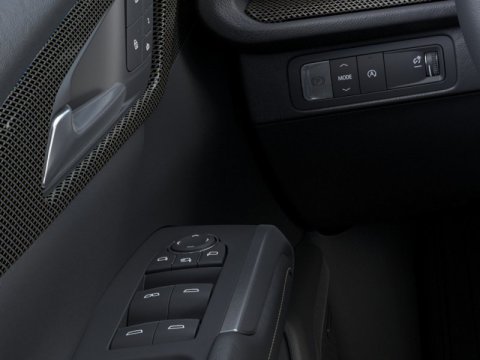 New Mosaic Black Metallic 2026 Chevrolet Traverse High Country FWD - photo 23 - Stock #261531